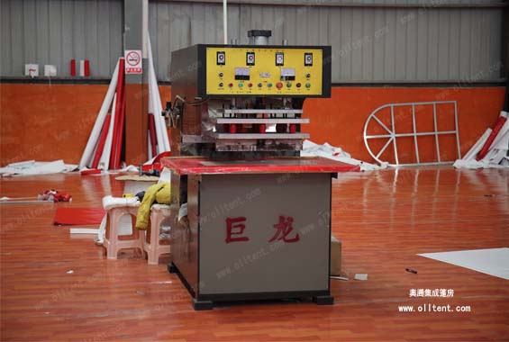 布車間生產機器